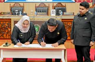 APBD Perubahan Bengkalis 2025 Disahkan, Bupati Kasmarni Instruksikan Percepatan Program