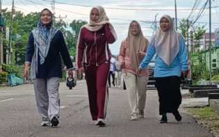 Jalan Santai Sehat Bersama, Perkuat Kebersamaan Pegawai